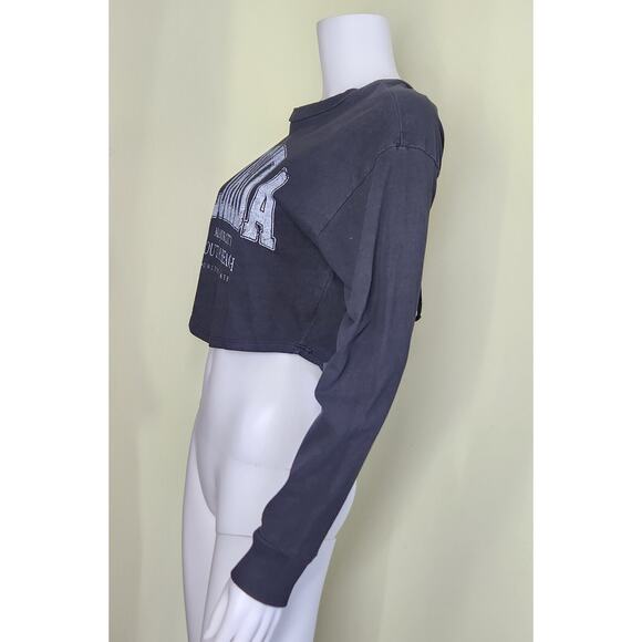 Forever 21 Logo Long Sleeve Crop Top Size Small Black Backless Graphic Casual - Picture 3 of 8